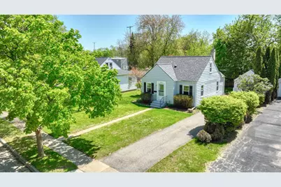 304 Chippewa Street, Tecumseh, MI 49286 - Photo 2