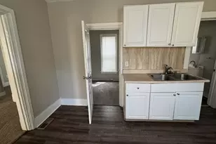 939 Prospect Ave NE, Grand Rapids, MI 49503 - Photo 10