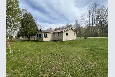 191 Haddix Boulevard #2981, Barryton, MI 49305 - Photo 6