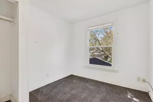 1313 Davis Ave NW, Grand Rapids, MI 49504 - Photo 16
