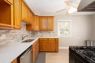 25430 Colgate St, Dearborn Heights, MI 48125 - Photo 6