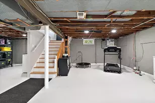 1331 Hillcrest Ave NW, Grand Rapids, MI 49504 - Photo 32