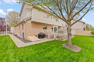 5031 Redwood Dr, Monroe, MI 48161 - Photo 8
