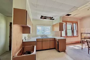 339 2nd St, Manistee, MI 49660 - Photo 24