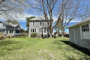 339 2nd St, Manistee, MI 49660 - Photo 40