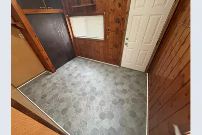 24360 Flower Avenue, Eastpointe, MI 48021 - Photo 16