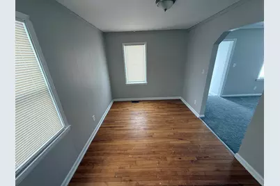 24360 Flower Avenue, Eastpointe, MI 48021 - Photo 12
