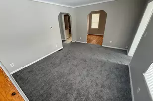 24360 Flower Ave, Eastpointe, MI 48021 - Photo 6