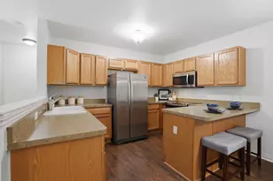 5796 Hampshire Ln, Ypsilanti, MI 48197 - Photo 8