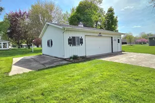201 S Willow St, Westphalia, MI 48894 - Photo 10