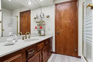 210 Maplecrest Ave, Sturgis, MI 49091 - Photo 14