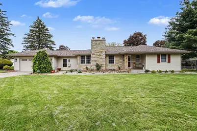 210 Maplecrest Avenue, Sturgis, MI 49091 - Photo 2