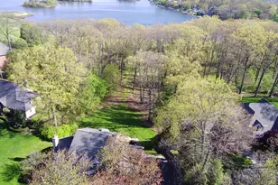 4619 Oak Pointe Dr, Brighton, MI 48116 - Photo 6