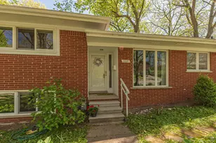 2229 Needham Rd, Ann Arbor, MI 48104 - Photo 2