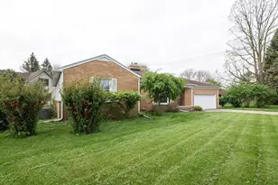 415 Linden Ct, Saline, MI 48176 - Photo 42