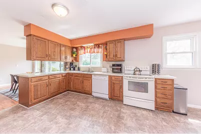 415 Linden Court, Saline, MI 48176 - Photo 6