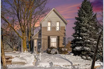 916 Lafayette Avenue NE, Grand Rapids, MI 49503 - Photo 2