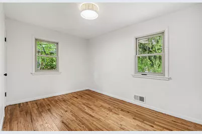 1942 Woodcliff Avenue SE, Grand Rapids, MI 49506 - Photo 16