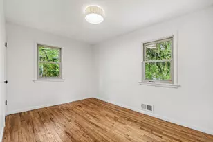 1942 Woodcliff Ave SE, Grand Rapids, MI 49506 - Photo 16