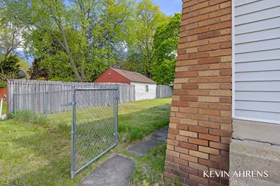 1862 Kalamazoo Avenue SE, Grand Rapids, MI 49507 - Photo 28