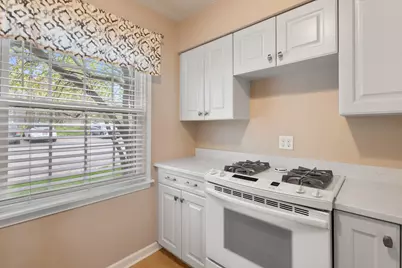 707 Garland Circle #A, Kalamazoo, MI 49008 - Photo 6