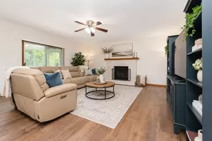 6727 Robison Ln, Saline, MI 48176 - Photo 8