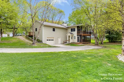2959 Bird Avenue NE, Grand Rapids, MI 49525 - Photo 2