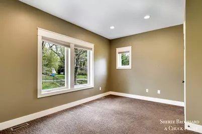 2975 Bird Avenue NE, Grand Rapids, MI 49525 - Photo 8