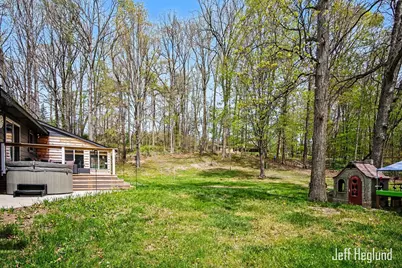 325 Alden Nash Avenue SE, Lowell, MI 49331 - Photo 32