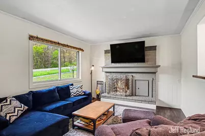 325 Alden Nash Avenue SE, Lowell, MI 49331 - Photo 6