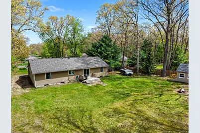 15868 Forest Side Drive, Grand Haven, MI 49417 - Photo 20