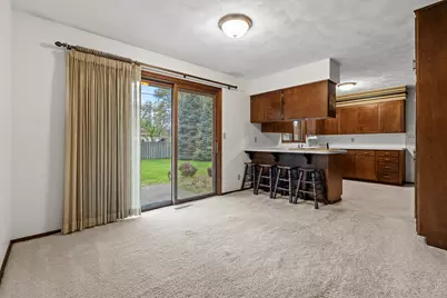 2286 Shiawasee Lane, Stevensville, MI 49127 - Photo 6