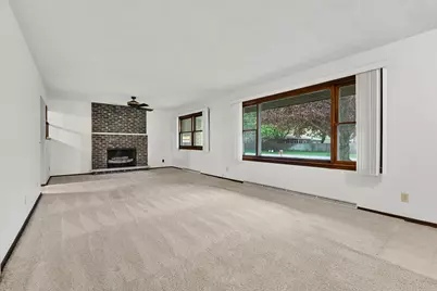 2286 Shiawasee Lane, Stevensville, MI 49127 - Photo 4