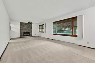 2286 Shiawasee Ln, Stevensville, MI 49127 - Photo 4