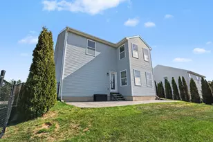 2307 Byerley Dr, Muskegon, MI 49444 - Photo 32