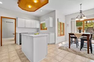 254 Hunters Trail, Ann Arbor, MI 48103 - Photo 10