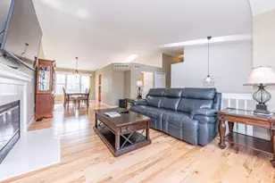 7039 St Andrews Dr, Ypsilanti, MI 48197 - Photo 10