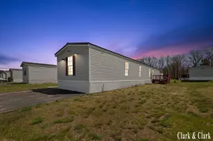 634 S Bluegill Ln, Newaygo, MI 49337 - Photo 2