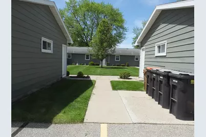 834 Andover Court SE, Kentwood, MI 49508 - Photo 2