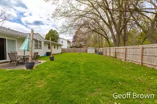 1705 Kendall St SE, Grand Rapids, MI 49508 - Photo 26