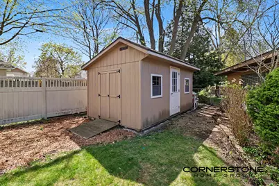 209 Franklin Street, Ludington, MI 49431 - Photo 22