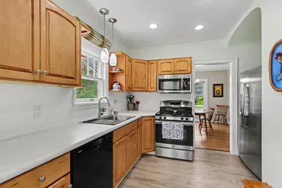 619 Homecrest Avenue, Kalamazoo, MI 49001 - Photo 8