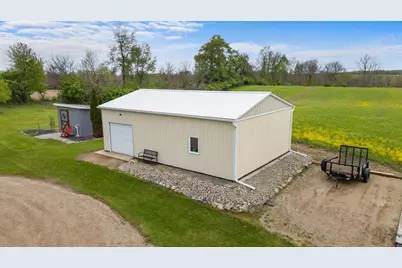 2922 S Hillsdale Road, Hillsdale, MI 49242 - Photo 8