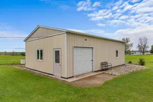 2922 S Hillsdale Rd, Hillsdale, MI 49242 - Photo 36