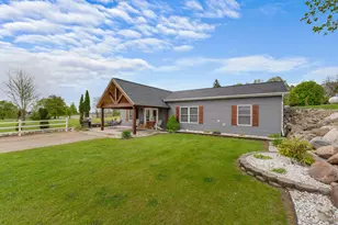 2922 S Hillsdale Rd, Hillsdale, MI 49242 - Photo 28