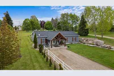 2922 S Hillsdale Road, Hillsdale, MI 49242 - Photo 30