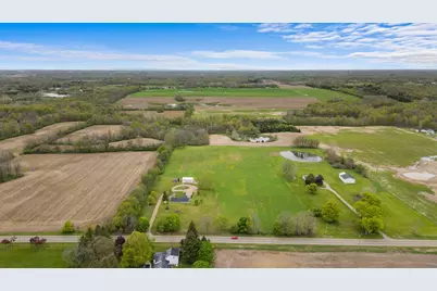 2922 S Hillsdale Road, Hillsdale, MI 49242 - Photo 32