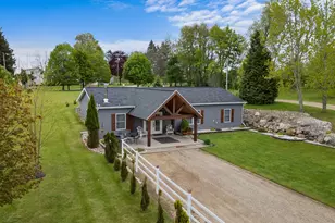 2922 S Hillsdale Rd, Hillsdale, MI 49242 - Photo 2