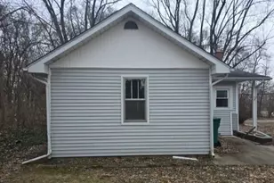 1031 Betterly Rd, Springfield, MI 49037 - Photo 2