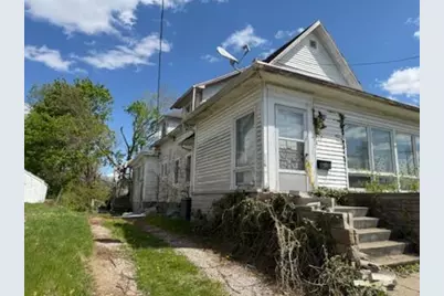 105 Wood Street, Three Rivers, MI 49093 - Photo 2